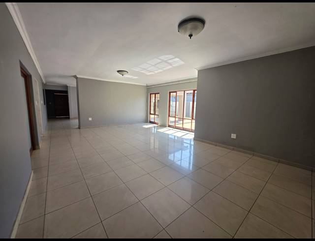 3 BEDROOM HOUSE TO LET IN VANDERBIJLPARK SE 8